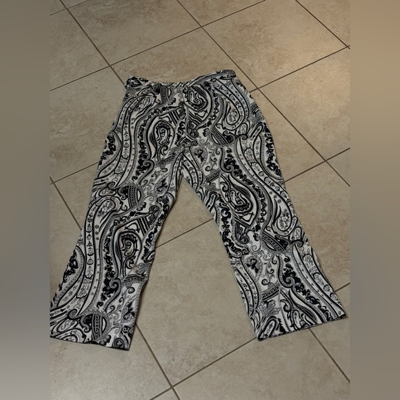 The Limited Pants - The Limited Black and White Paisley Stretch Pants Size 4
